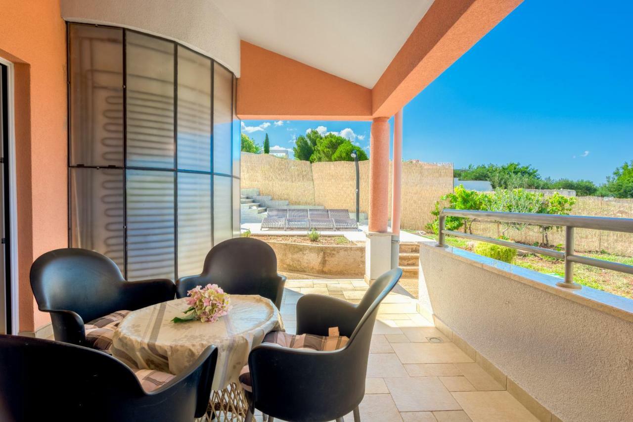 Holiday Home Matela 扎达尔 外观 照片